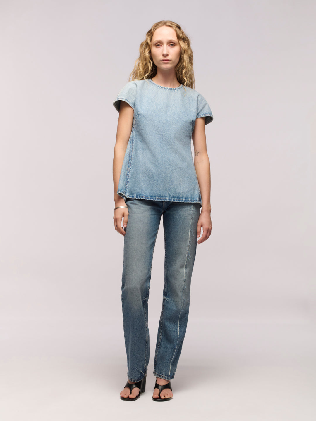 Linear T-Shirt - Attick Blue