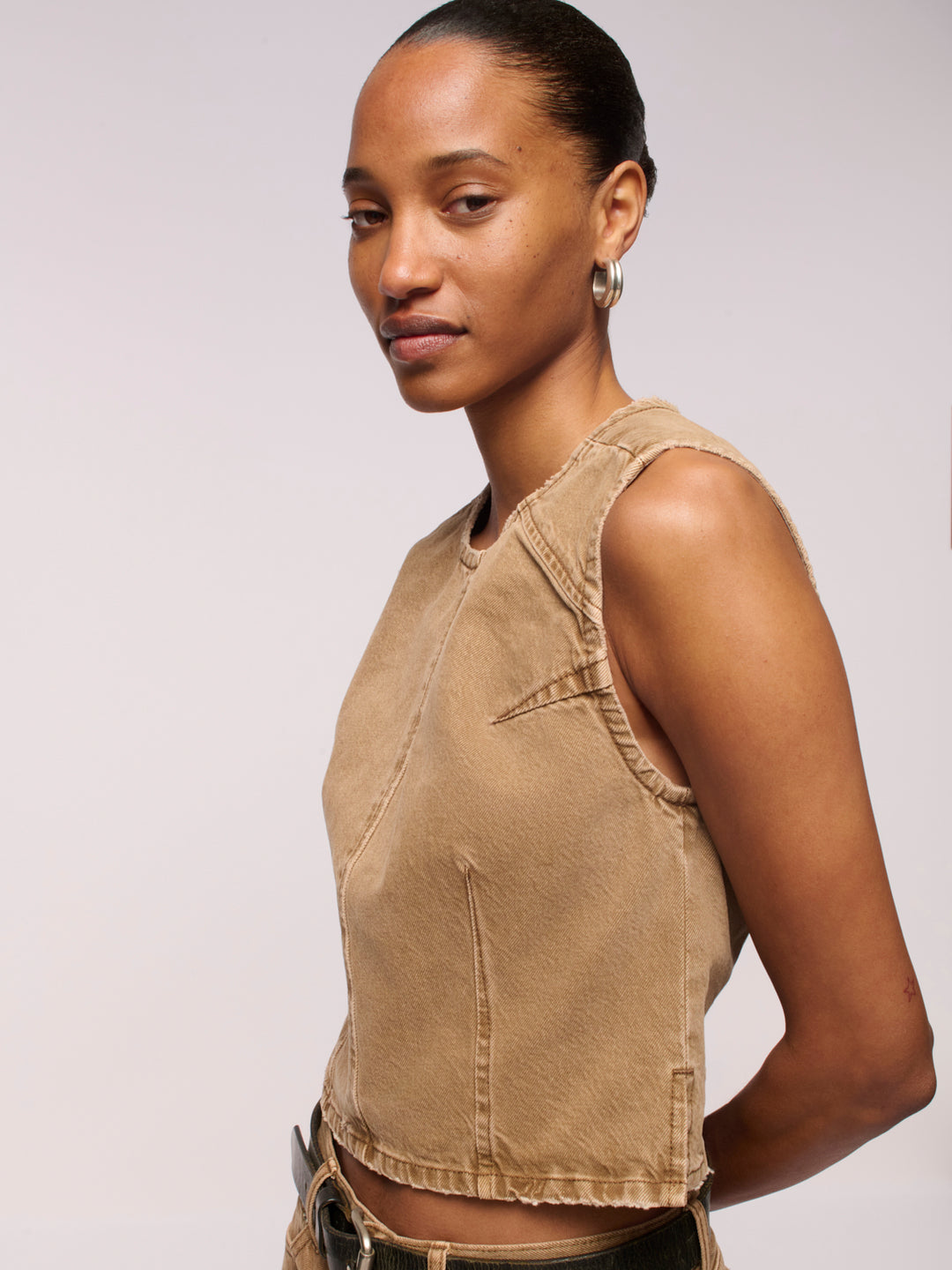 Angle Tank - Oak Brown