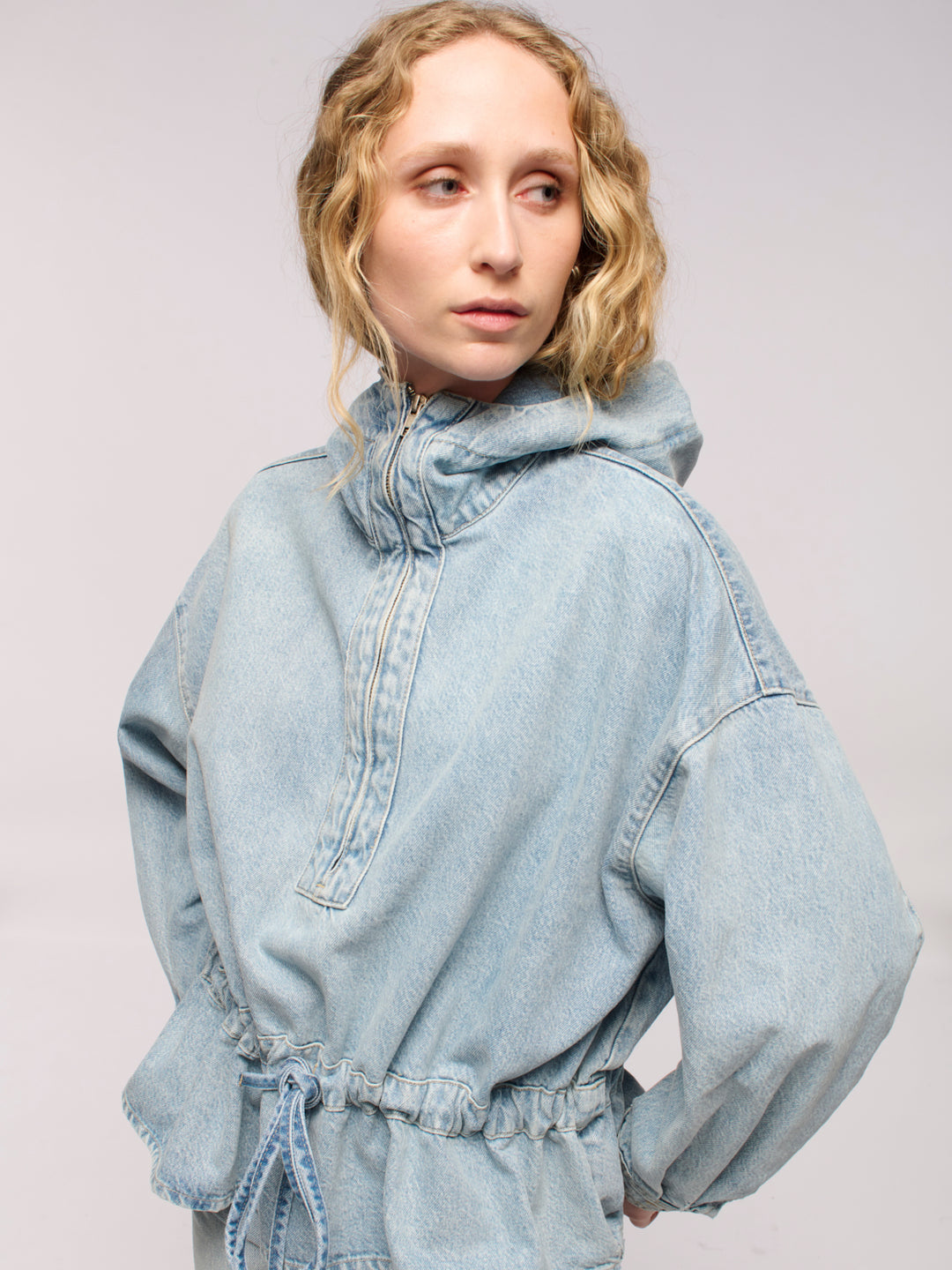 Hooded Popover - Pacifica