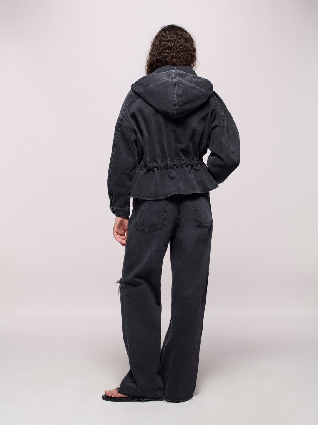 Hooded Popover - Hurricane