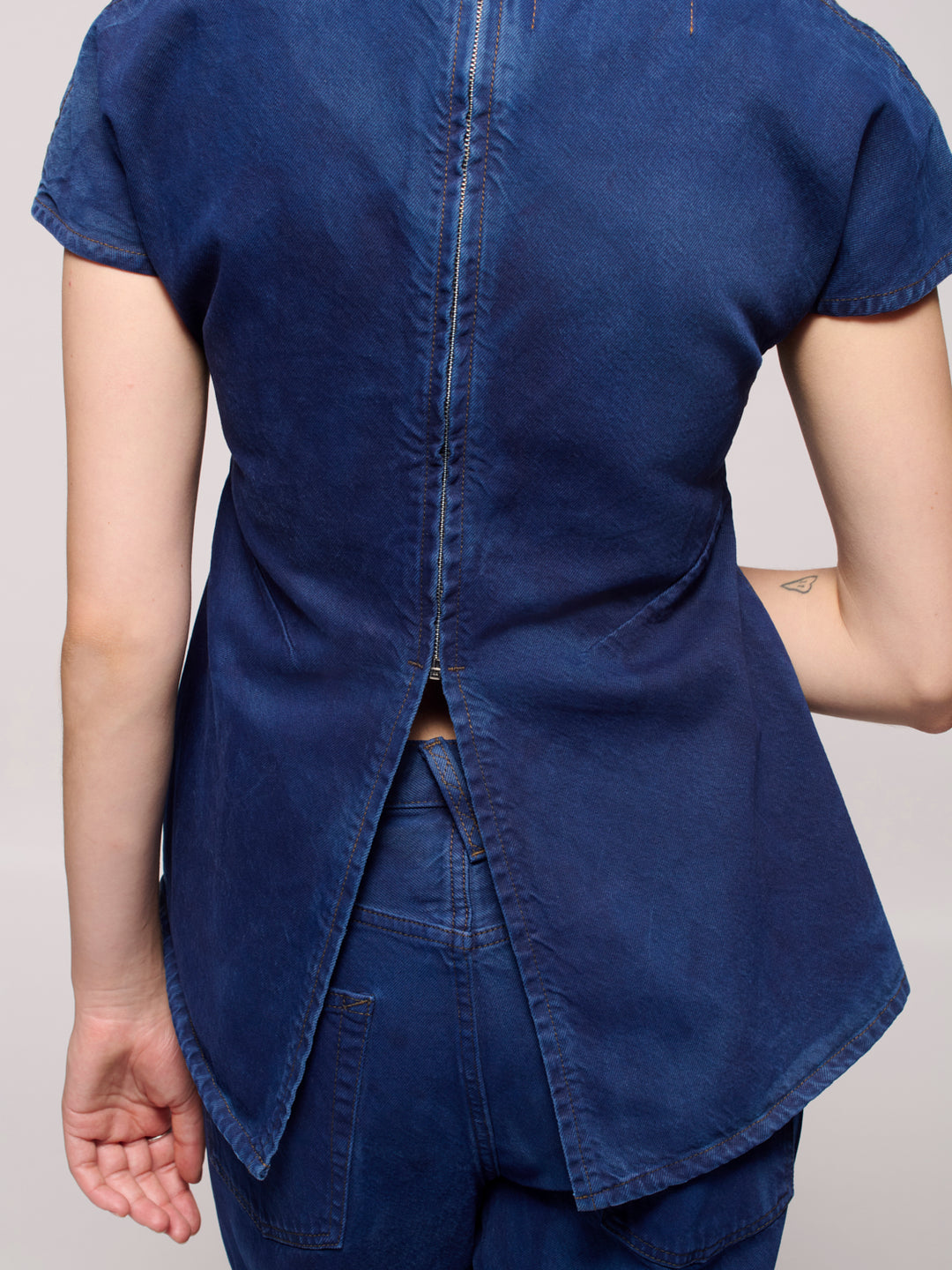 Linear T-Shirt - Deep Sea Crackle